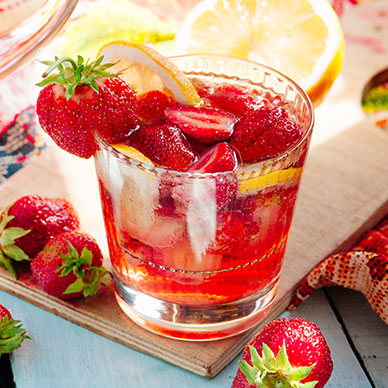 strawberry limoncello spritz